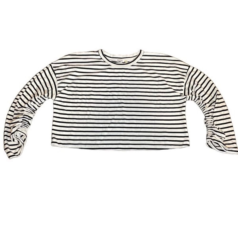 THURSDAYS OVERSIZED BLACK and White Crop Top Size Large